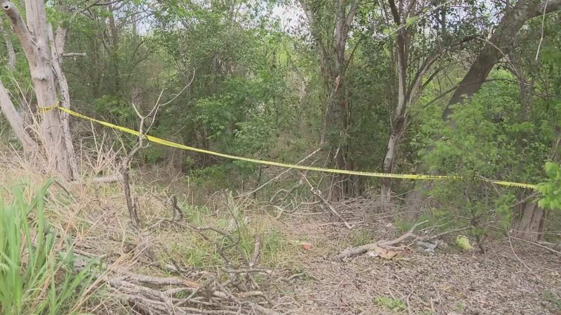 Body found burned in brush fire on east side of San Antonio, police say