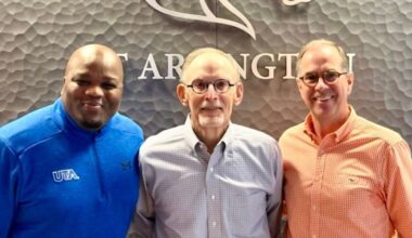 From left to right: Ira Childress, Michael Baylor and Jon Fagg" style=" height:500px; width:1000px" _languageinserted="true" src="https://cdn.prod.web.uta.edu/-/media/131ce5dd852a4da49cd54a11d707278a.jpg