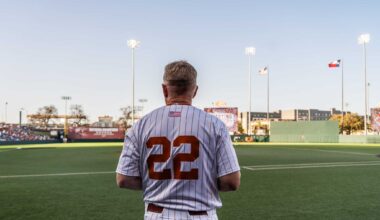 Texas Longhorns coach Jim Schlossnagle reaches 1,000 career wins