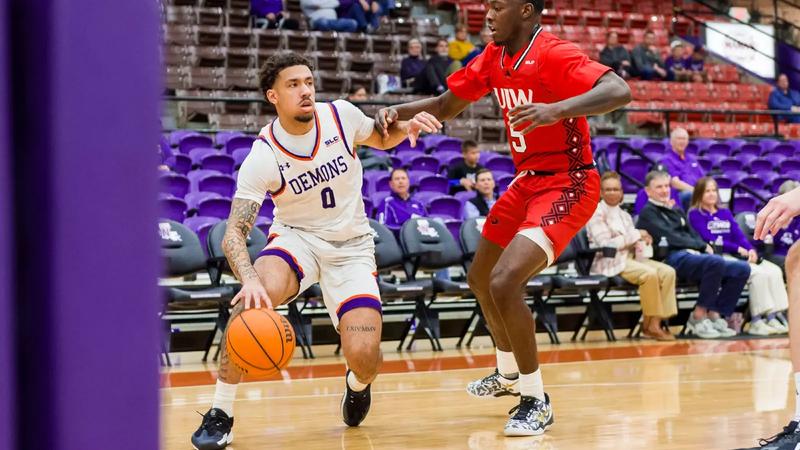 Islanders flip the script after halftime