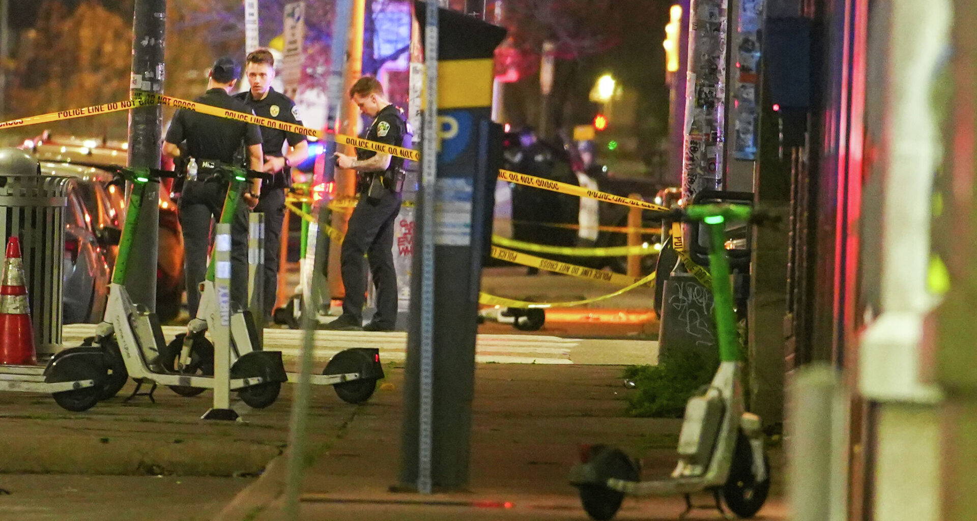 3 dead in Austin 6th Street shooting at Buford's bar: What we know