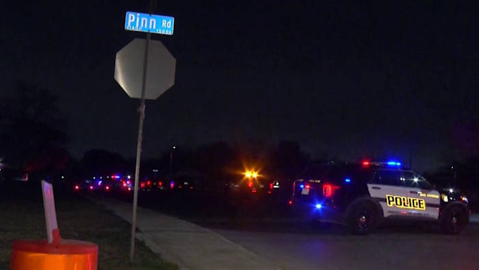 Man strikes girlfriend’s parents in hit-and-run outside West Side home, SAPD says