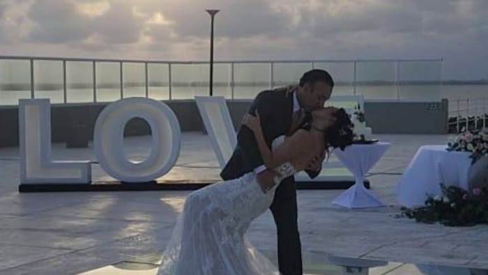 KPRC 2’s Bill Barajas ties the knot