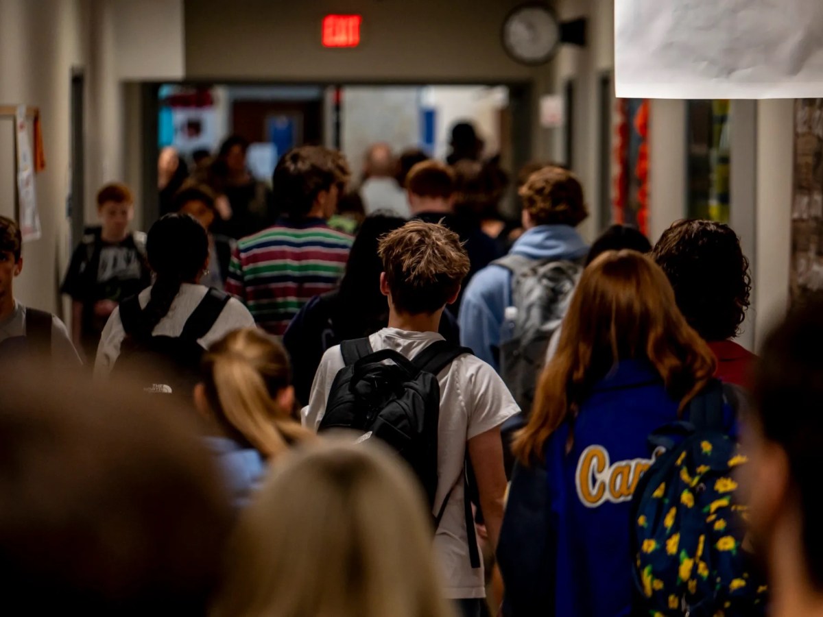 School districts can set aside prayer time under a new Texas law. Few have done so.