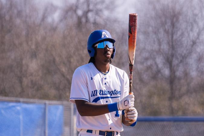 Mavericks Fall to Air Force, 7–1