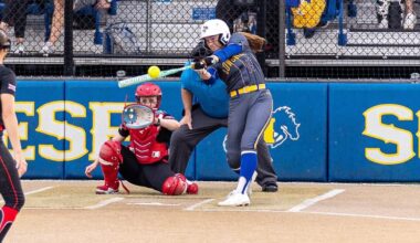 SB: Cowgirls Slug Their Way Past Houston