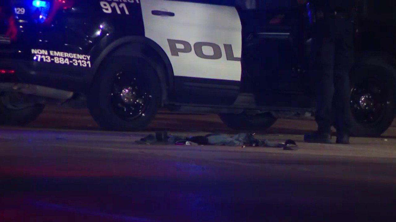 Houston METRORail platform shooting: Victim in critical condition following shooting