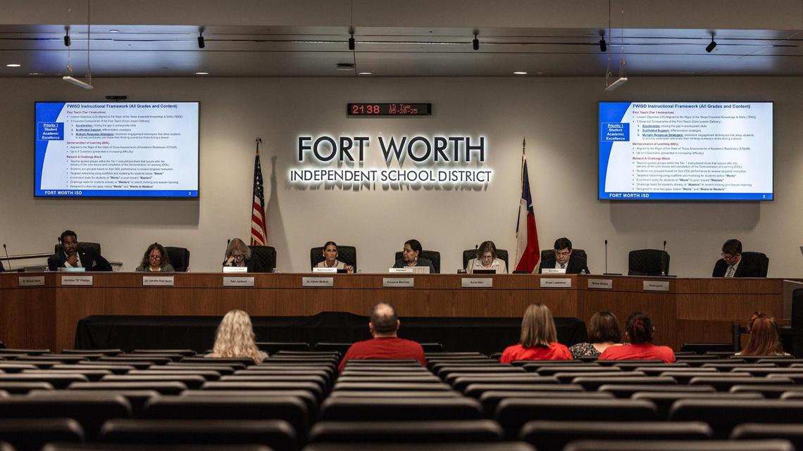 FWISD community calls for passage of immigration policy