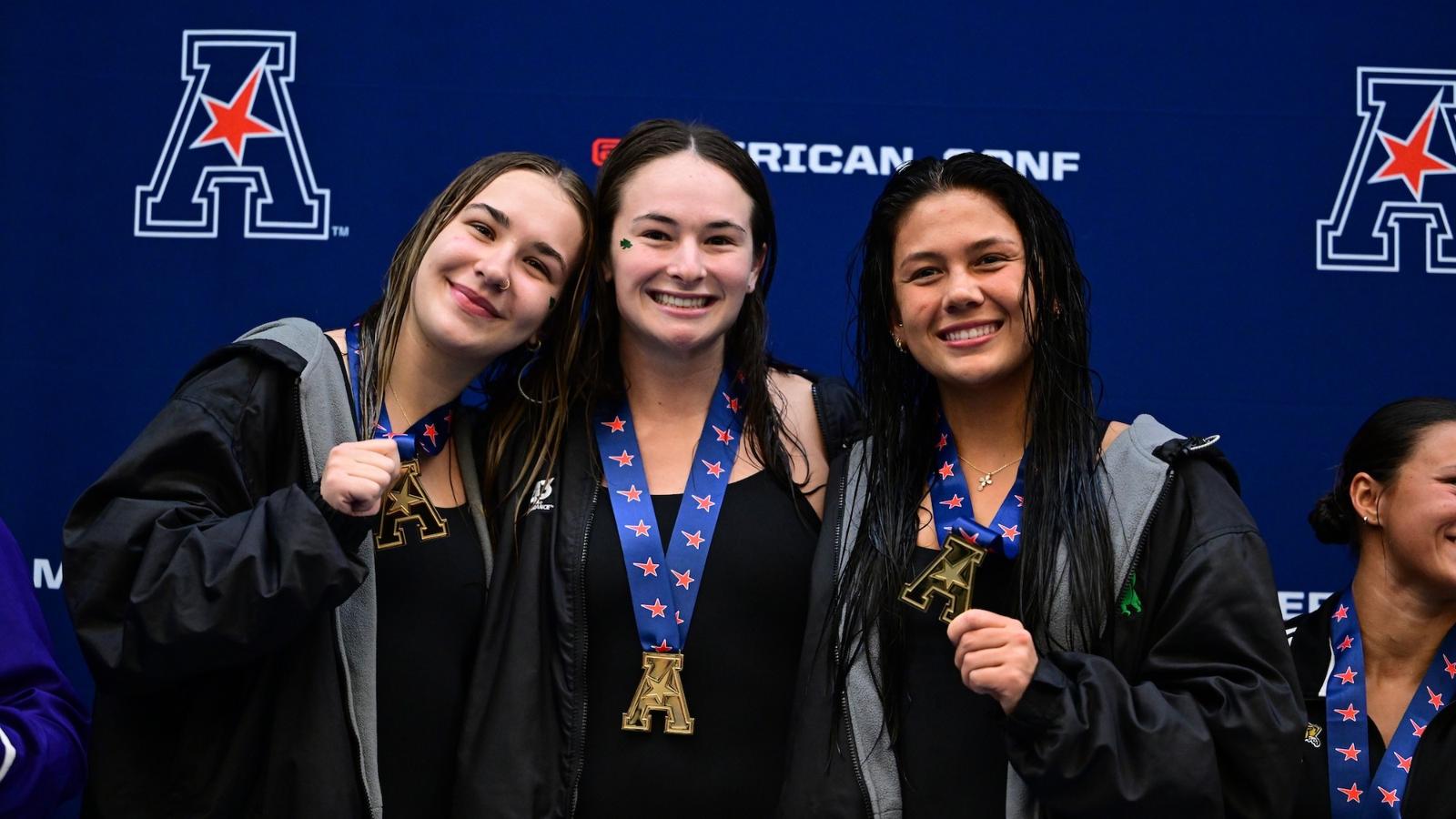 Amelia Sharp silver medal platform