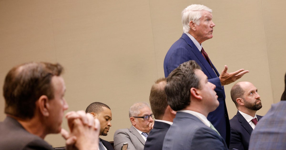 Stars, Mavericks trade blows in court over dueling lawsuits