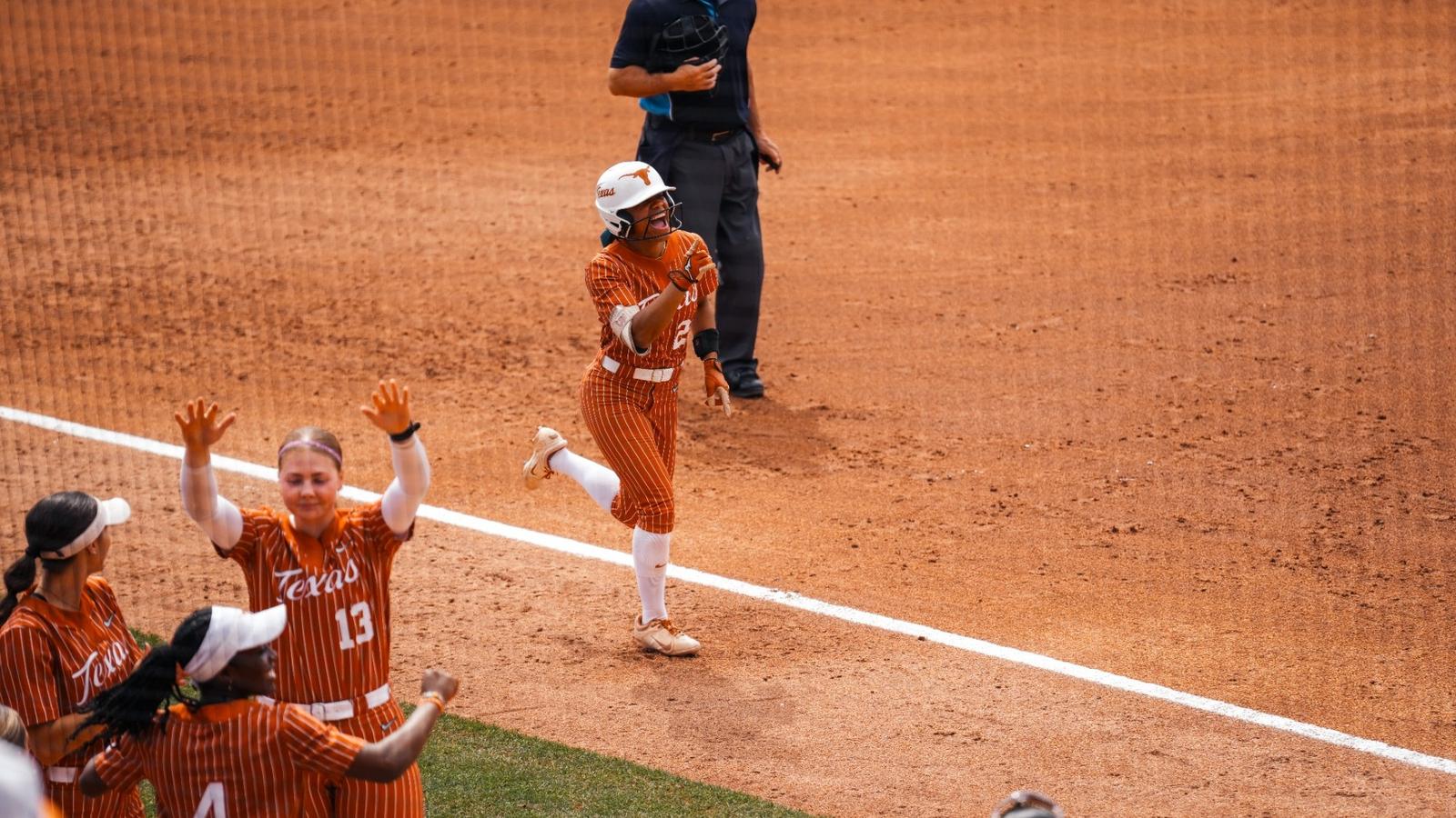 Texas A&M University - Commerce Logo