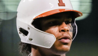 Texas football, baseball player Jonah Williams suffers injury setback