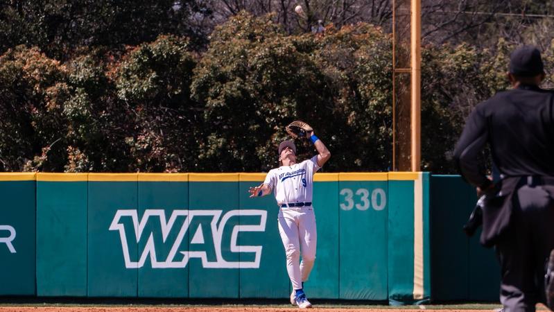 Mavericks Drop Series Finale to ULM, Secure Weekend Series Win