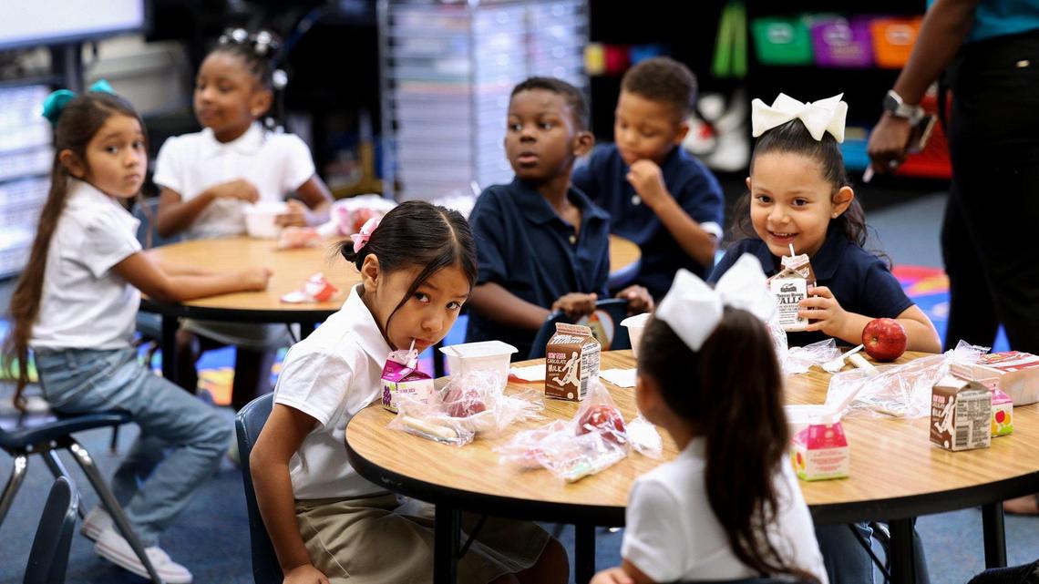 Here’s where kids can get free spring break meals from FWISD