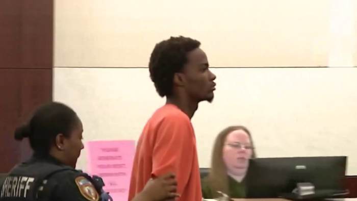 18-year-old held without bond in Heights murder of Austin woman