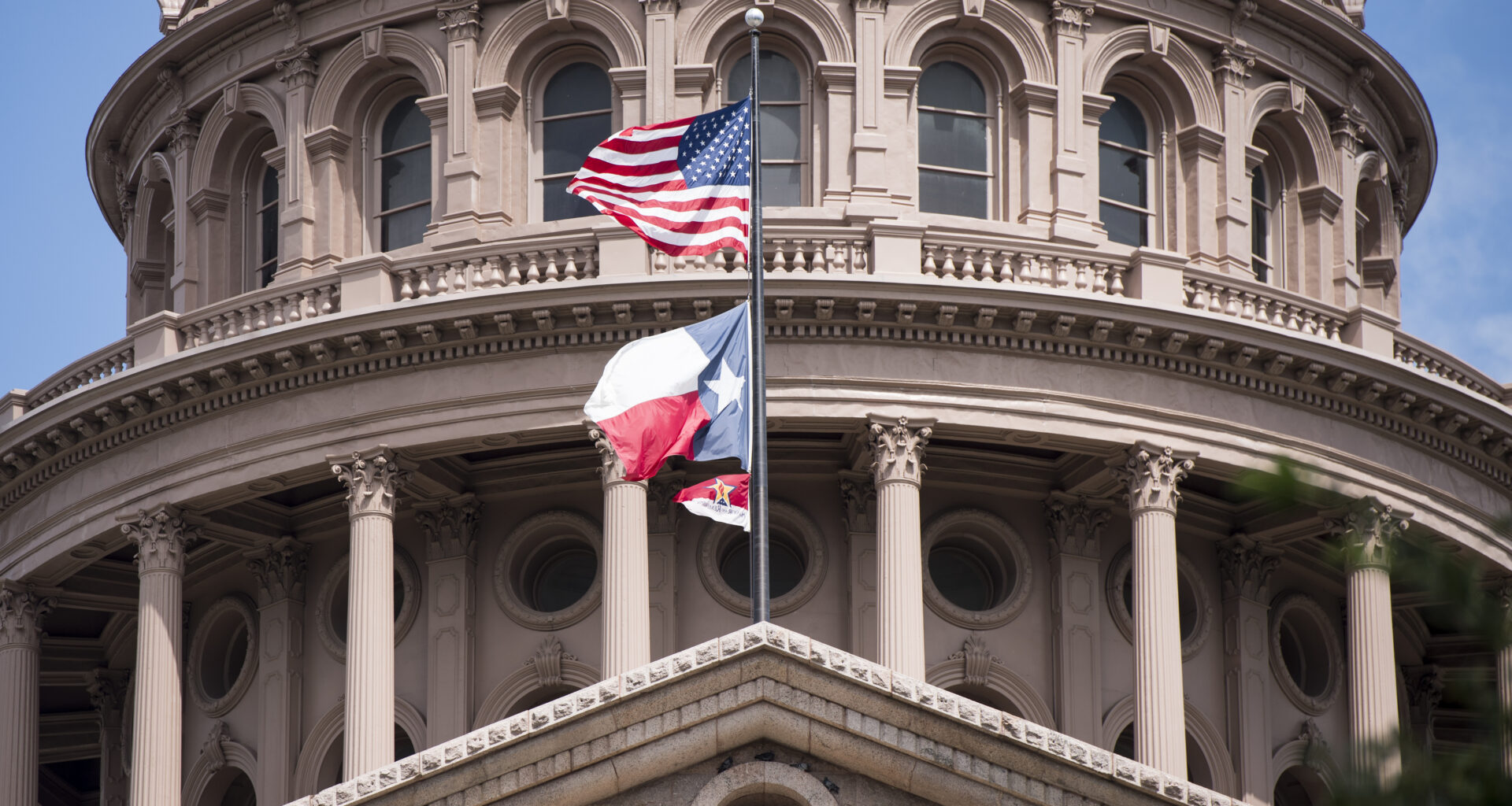 Texas court blocks online retailer from selling chest binders over health concerns