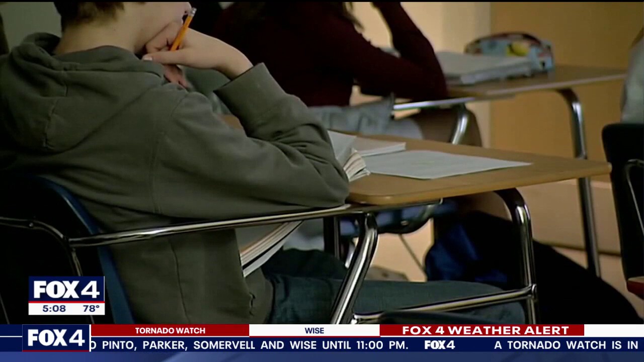 Over 160,000 Texas students apply for new Texas school voucher program