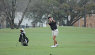 Men's Golf Places Seventh at Space City Classic