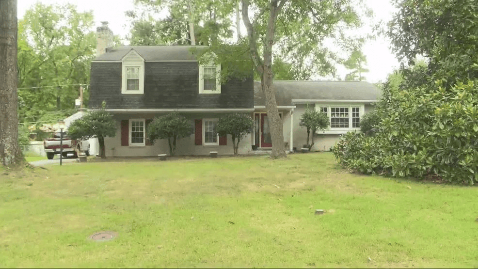 The Virginia home listed as the headquarters of Acquisition Logistics LLC, the company awarded the $1.24 billion contract for the largest migrant detention center in the U.S., located at Fort Bliss. (Credit: WWBT){br}