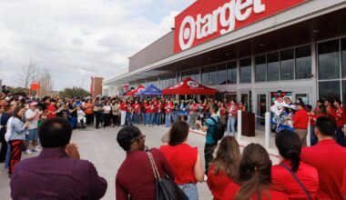 Target debuts in Oak Cliff after long wait
