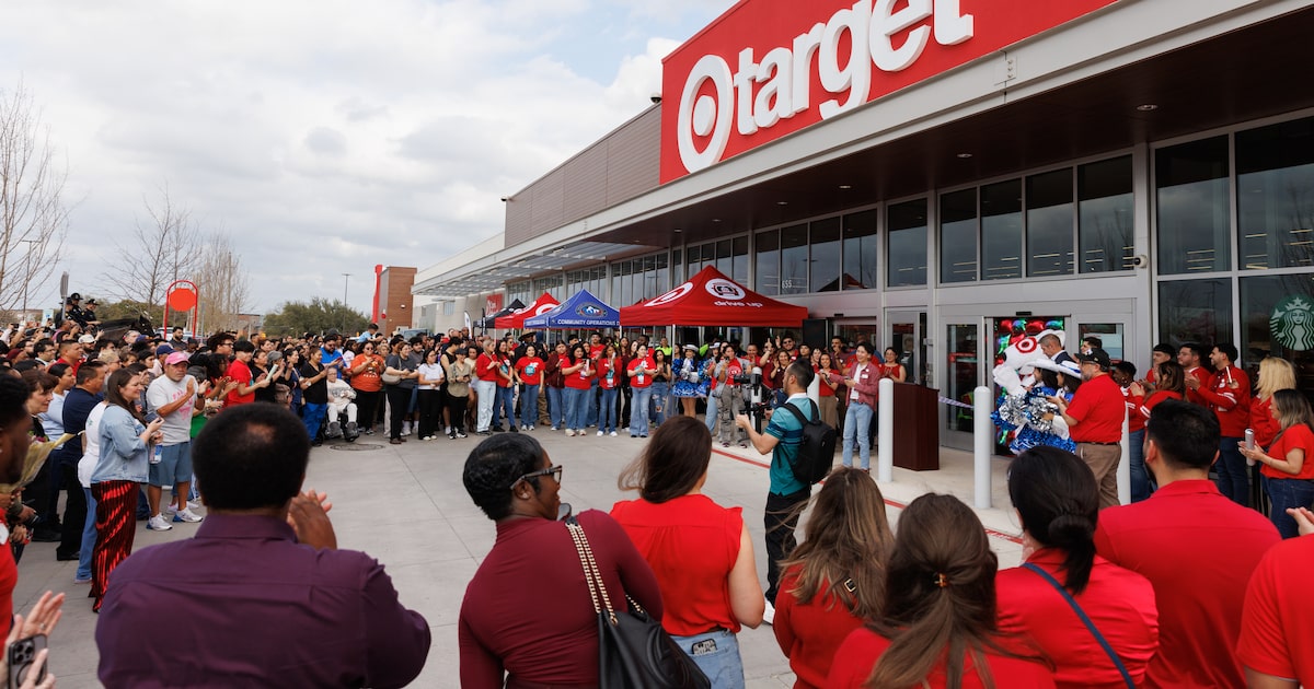 Target debuts in Oak Cliff after long wait