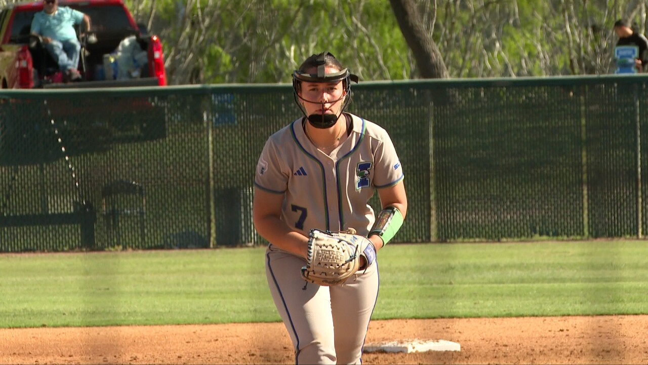 Islanders softball pitcher Josie Whitehead