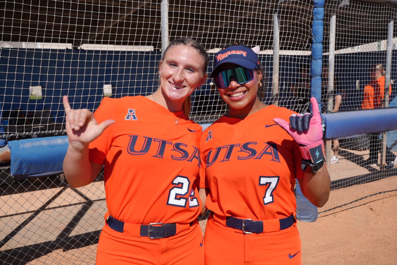 UTSA's Brookelynn Meador and Demiree Stafford