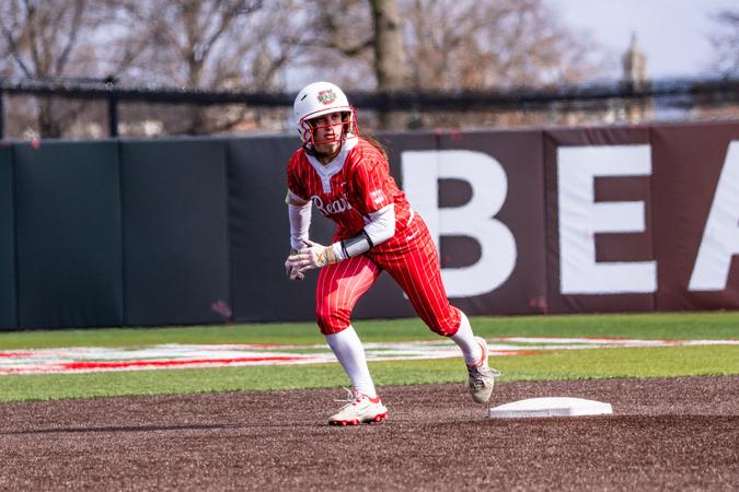 No. 6 WashU Softball Splits With No. 3 Texas Lutheran