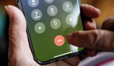 3 common scam calls police warn about and how to block them