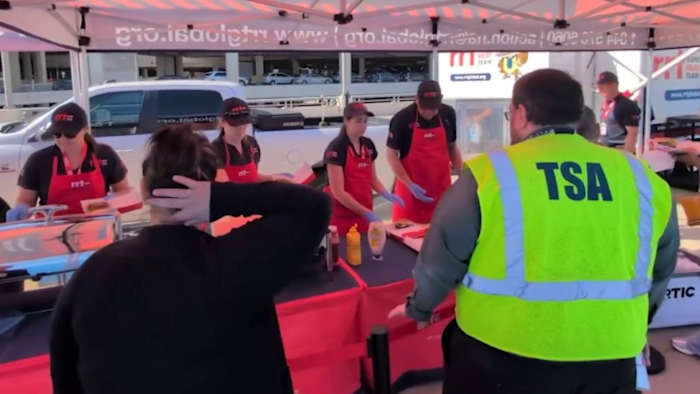Nonprofit ensures San Antonio TSA workers don’t go unfed during partial government shutdown