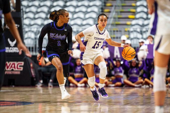 Lady Mavs Fall to Abilene Christian in WAC Semifinals