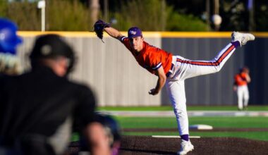 Trosclair shines as Demons take series opener from Islanders