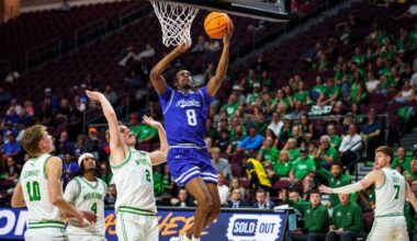 MBB: UTA Rallies Late Before Losing Heart-stopper to No. 1 Utah Valley, 67-65