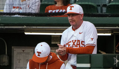 Texas baseball's Jim Schlossnagle shaves mustache after Ole Miss loss