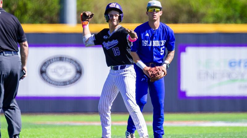 Complementary Demons respond to take series from Islanders