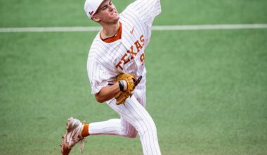 Longhorns out to win series