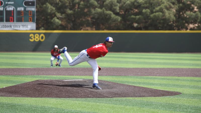 Nall's Strong Start Leads Chaps to Series Sweep
