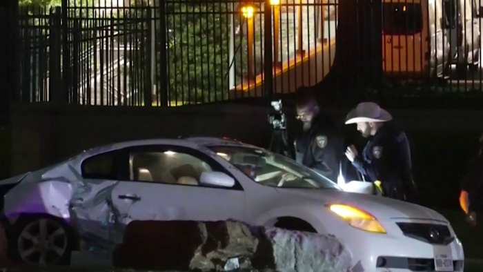 Harris County deputy injured in Greenspoint crash with suspected drunk driver