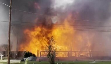 Six people displaced after Dickinson fire