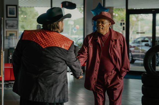 Justin Garcia-Pruneda as Fred and Samuel L. Jackson as Russell Lee Washington Jr. in “Tulsa King,” episode 10, season 3, streaming on Paramount+, 2025.