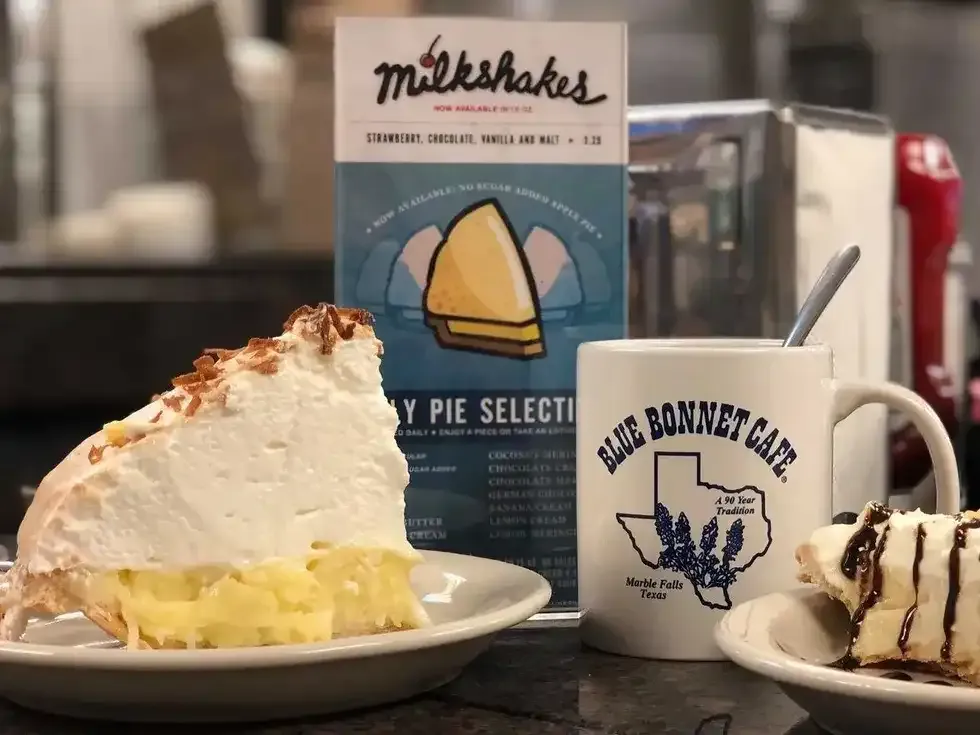 Blue Bonnet Cafe pie