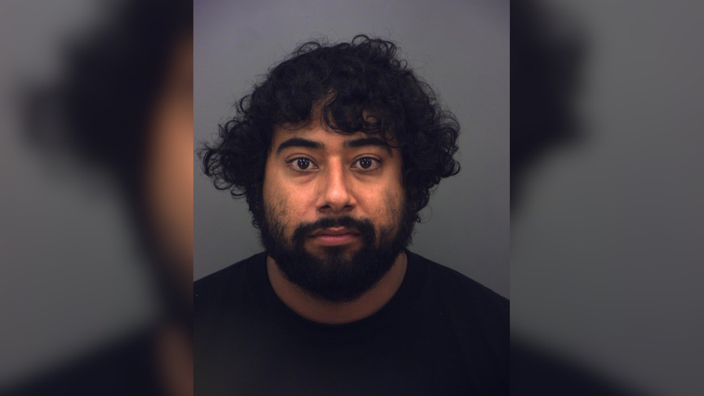 Booking photo for{ }Alexander Diaz Credit: El Paso Police Department{ }