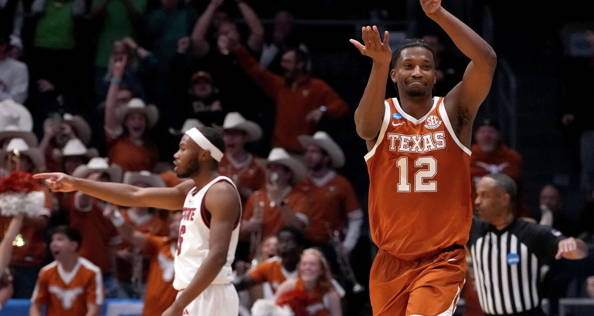 Texas vs NC State: Tramon Mark, Chendall Weaver key in win