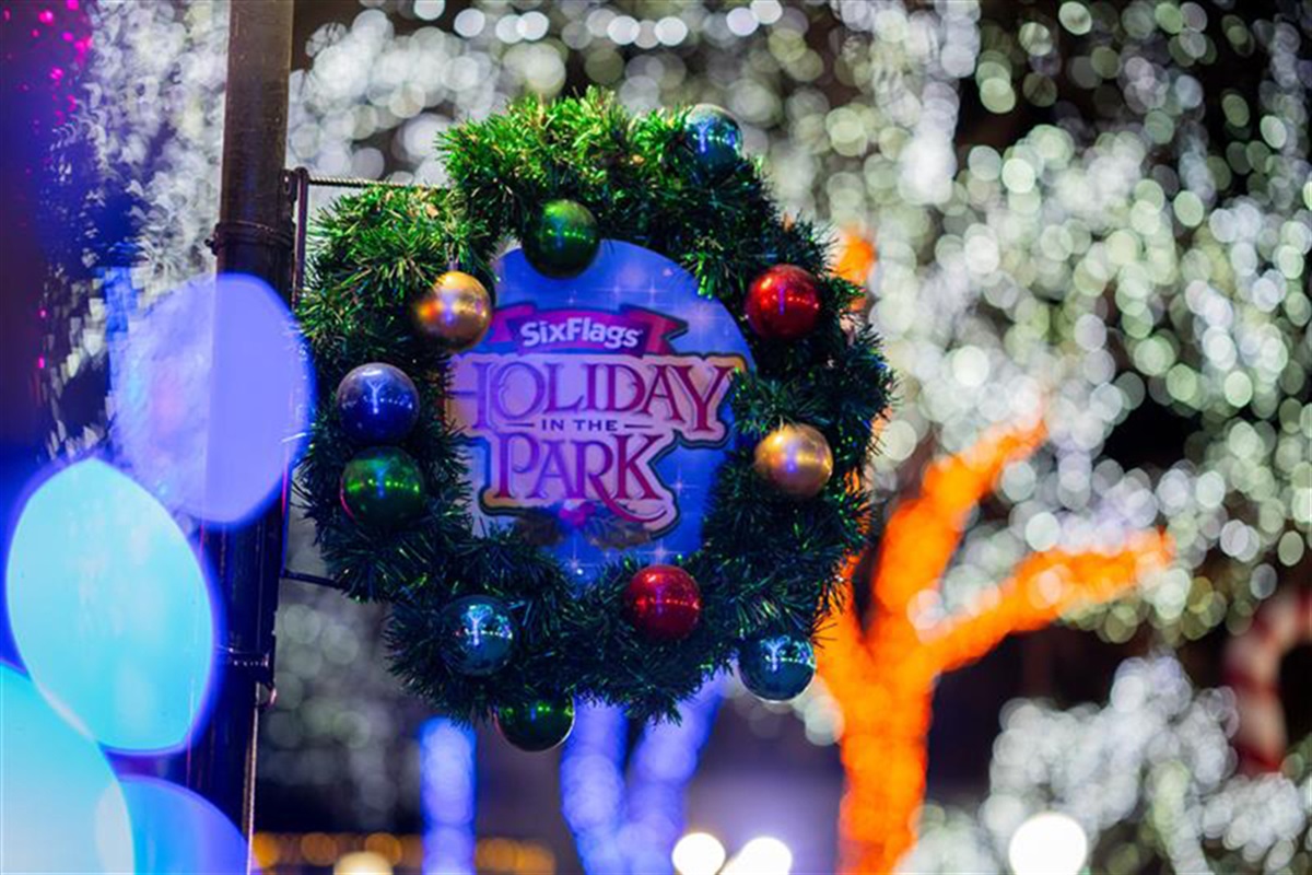 40th Anniversary of Holiday in the Park at Six Flags Starts Nov. 23rd