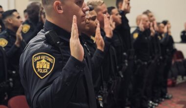 As San Antonio negotiates a new police contract, data suggests it’s not reining in overtime abuse