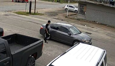 Suspect photos released in deadly north Houston shooting