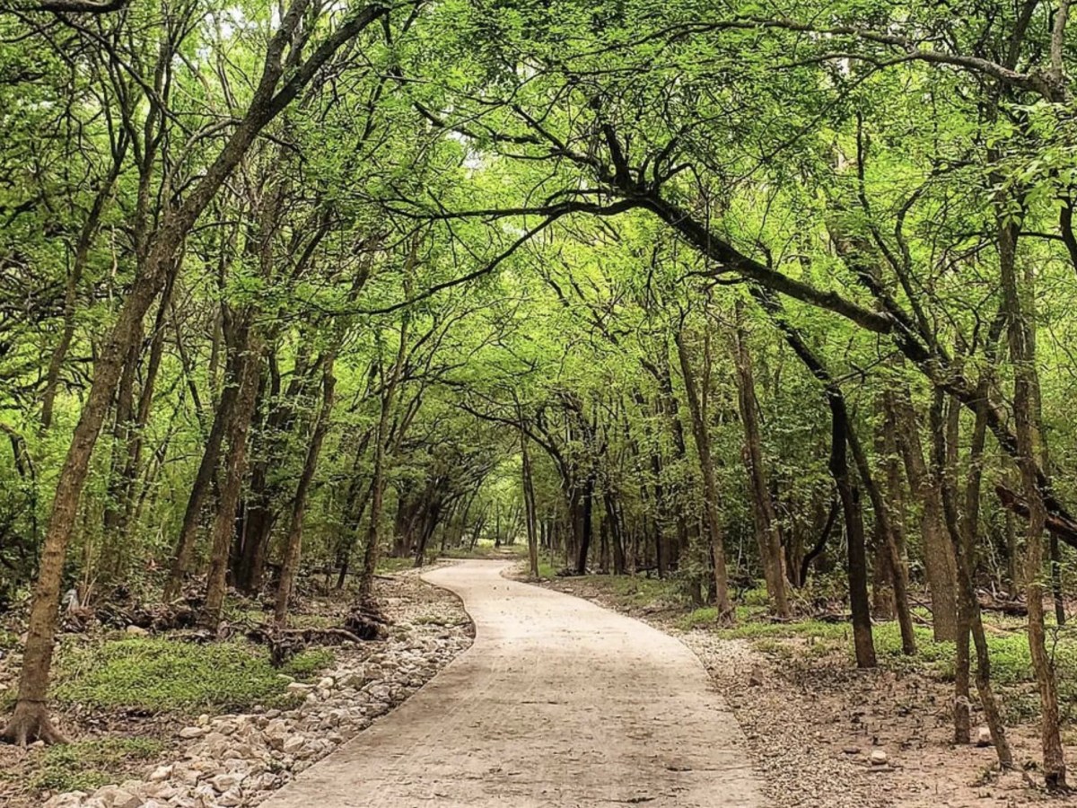 24 San Antonio-area parks and greenways with amazing hiking and biking
