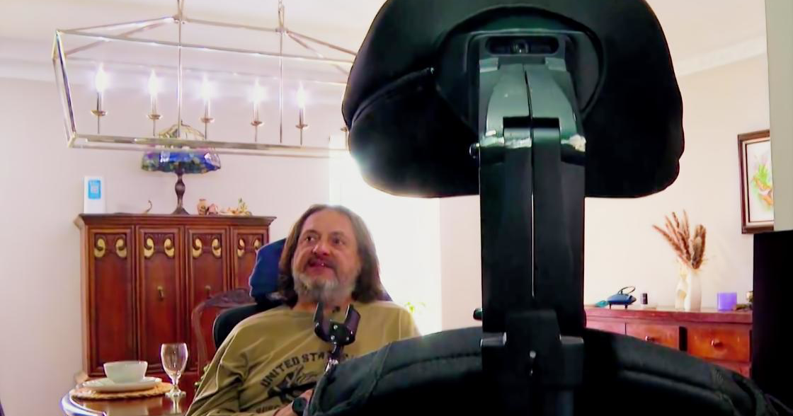 Navy veteran says accessibility failures blocked him from Java House Grand Prix of Arlington