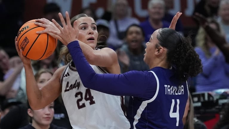 Missouri State guard Kaemyn Bekemeier (24) is pressured by Stephen...