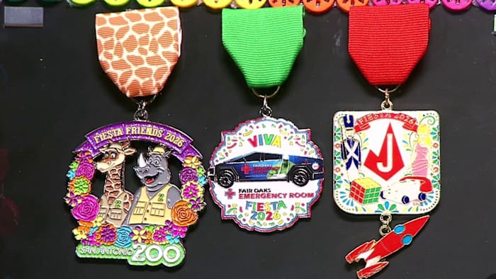 ‘Show Me Your Medals!’ segment showcases San Antonio Zoo, local high school medals